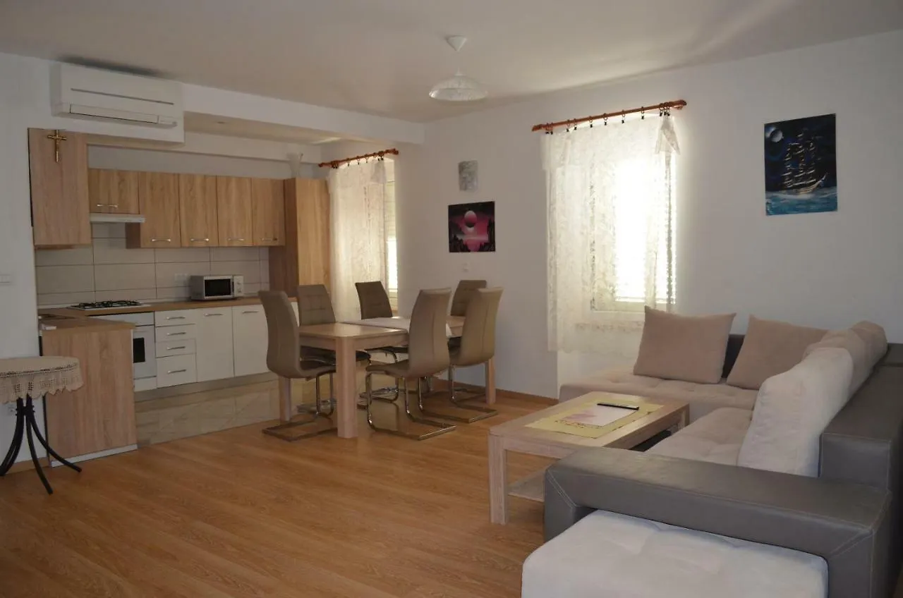 Apartment Michael Krk Town